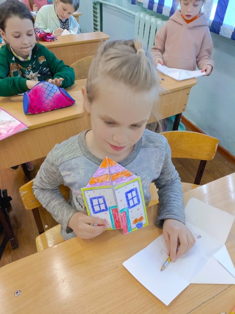 UbKrvVuGRyQ